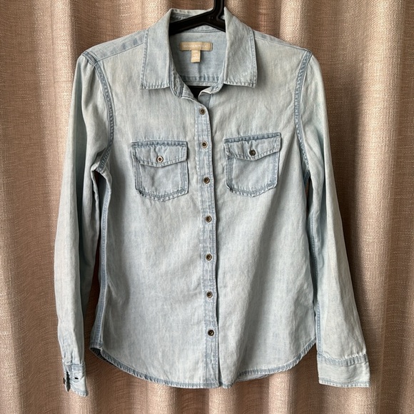 Banana Republic Denim Button Down Shirt - Picture 1 of 8